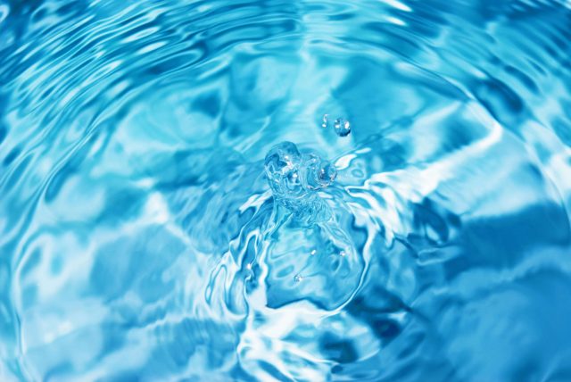 水道水の不純物の量と純水器の仕組み